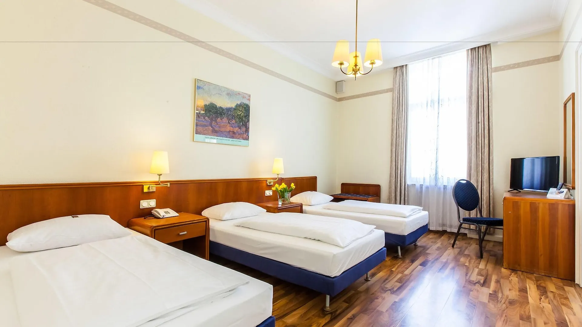 Hotel Monopol - Central Station فرانكفورت